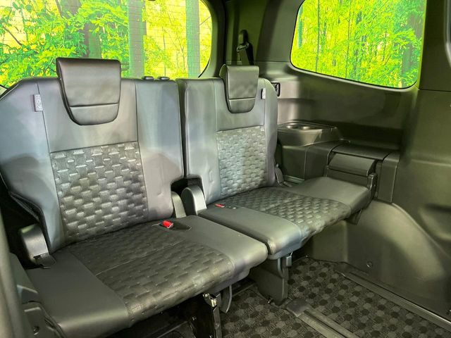 3��ڃV�[�g�͂�������ԗǍD����l�ł��������ƍ����Ē����܂��̂ŁA��l���ł̂��o���������N���N�ł��􂲉Ƒ��ŁA�C�̒m�ꂽ���ԂŁA�h���C�u�ɍs���̂��y���݂ł��ˁ�