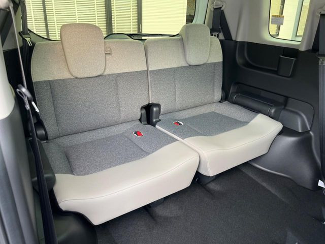 3��ڃV�[�g�͂�������ԗǍD����l�ł��������ƍ����Ē����܂��̂ŁA��l���ł̂��o���������N���N�ł��􂲉Ƒ��ŁA�C�̒m�ꂽ���ԂŁA�h���C�u�ɍs���̂��y���݂ł��ˁ�