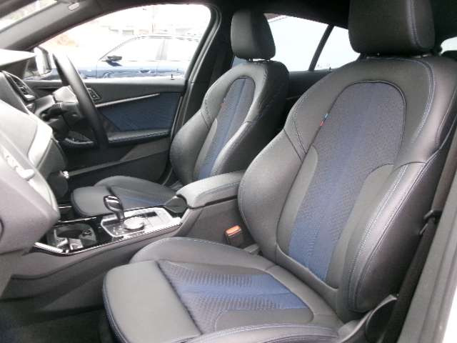 1シリーズ118i Mスポーツ DCT