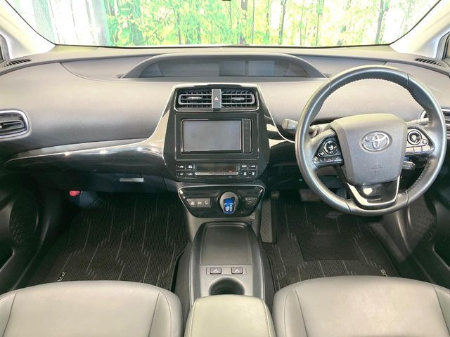 プリウス1.8 S ツーリングセレクション