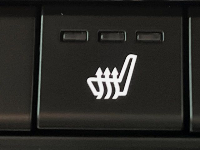 �y�V�[�g�q�[�^�[�z�������ɏd�󂷂�V�[�g�q�[�^�[!�G�A�R����葁�����܂��Ă����̂Ŋ�����̐l�����S�ł��ˁ�G�A�R���̉����͊������邩����A�Ƃ������ɂ����������߂ł��B