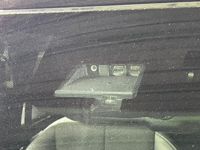 �y�O�He-Assist�z���s���ɑO���̎ԗ�����F�����A�Փ˂������Ȏ��͌x��ƃu���[�L�ŏՓˉ���Ɣ�Q�y�����A�V�X�g�B�����S�Ƀh���C�u�����y���݂��������܂��B