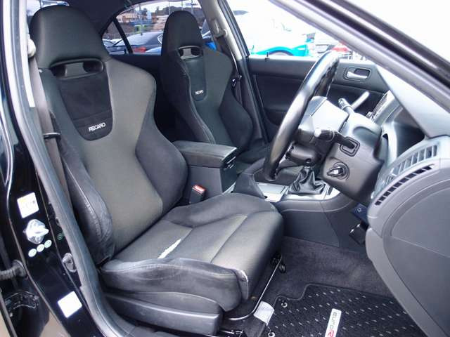 ���[��R��pRECARO�V�[�g�����B����]�ɉ�����BRIDE����RECARO���Ȃǂ̐l�C�X�|�[�c�V�[�g�������ȋ��z�ɂČ����\�ł��B���C�y�ɃX�^�b�t�܂ł��₢���킹�������܂�