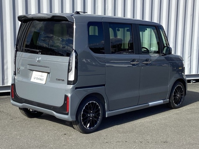 N-BOXカスタムターボ コーディネートスタイル モノトーン