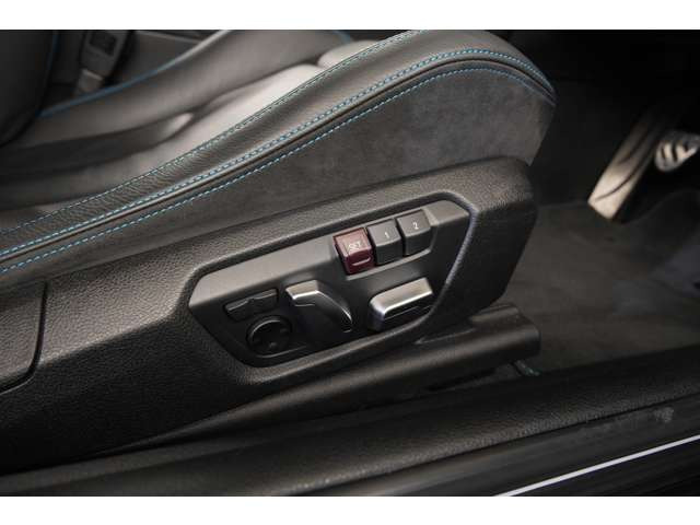 �ڂ����I�v�V������ڍׂ͕��Ќ����z�[���y�[�W������������������܂��B