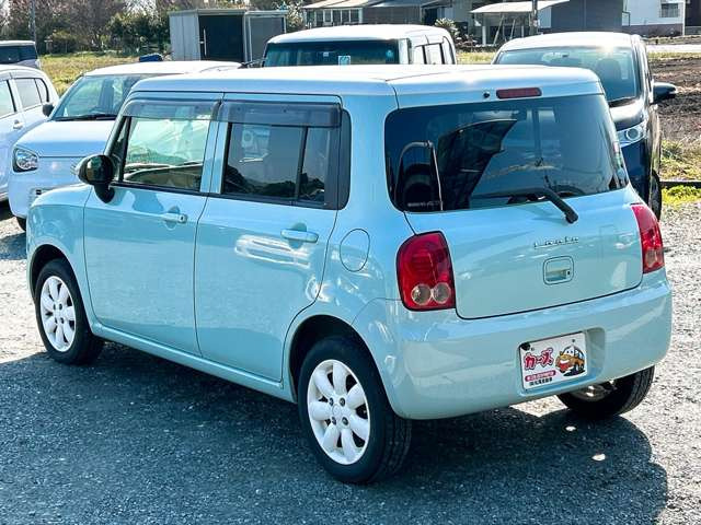 ���X�ł͌y�����Ԃ��畁�ʎԂ܂ŕ��L���I�[�����[�J�[�̎Ԏ�E�F�E�O���[�h��L�x�ɑ����Ă���܂��B