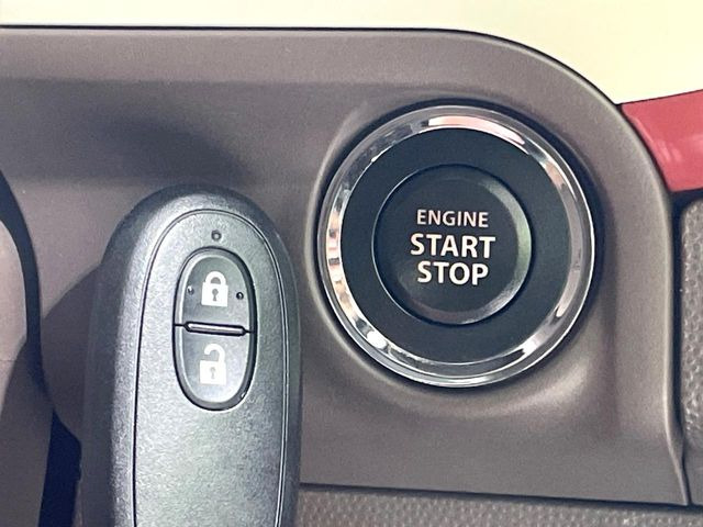 �y�L�[���X�X�^�[�g�V�X�e���z�J�o����|�P�b�g�ɓ��ꂽ�܂܂ł��h�A�̎{���E�������\�ȃX�}�[�g�L�[�𑕔��B�G���W���̃I���E�I�t�����J�M�����o���K�v����������Ƃ��Ă��֗��ł���