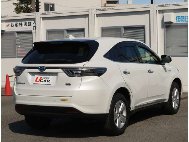 ハリアー2.5 ハイブリッド E-Four エレガンス 4WD