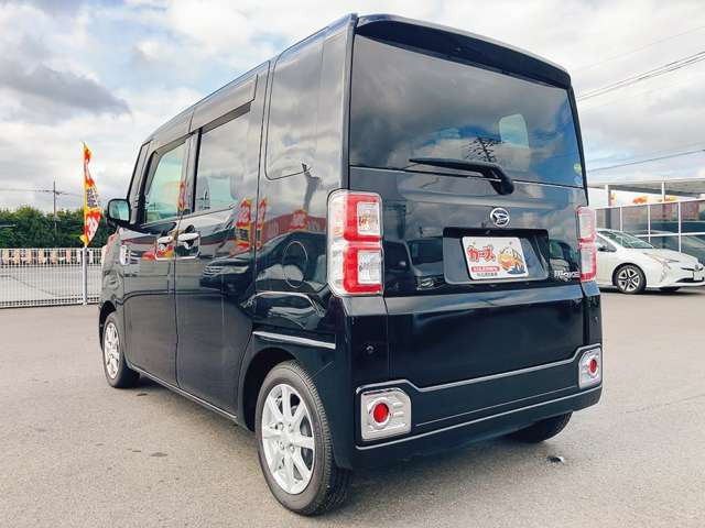 ���X�ł͌y�����Ԃ��畁�ʎԂ܂ŕ��L���I�[�����[�J�[�̎Ԏ�E�F�E�O���[�h��L�x�ɑ����Ă���܂��B