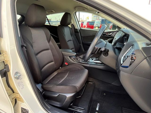 �^�]�ȃV�[�g���͎g�p�������Ȃ��A�ǍD�ȏ�ԂƂȂ��Ă��܂��B���J�Ɏg���Ă������Ƃ��悭�킩��܂��ˁB