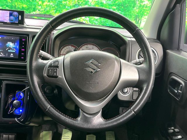 �y�����v�����X�e�A�����O�z�㎿�Ȋv���g�p���邱�ƂŁA��ɂ����������݂ƂĂ��^�]���₷���n���h���ł���