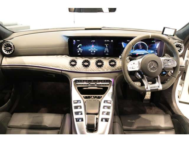 AMG GT 4ドアクーペ53 4マチックプラス 4WD