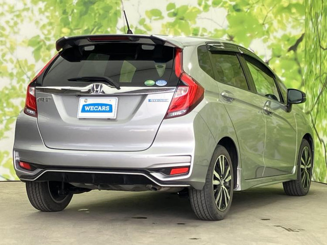 フィットハイブリッド