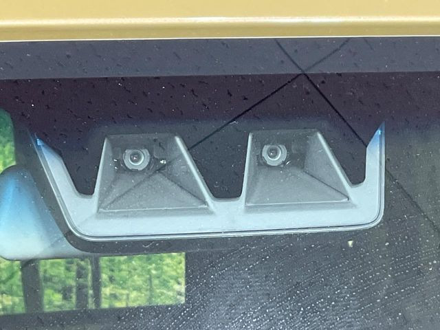 �y�X�}�[�g�A�V�X�g�z���s���ɑO���̎ԗ�����F�����A�Փ˂������Ȏ��͌x��ƃu���[�L�ŏՓˉ���Ɣ�Q�y�����A�V�X�g�B�����S�Ƀh���C�u�����y���݂��������܂��B