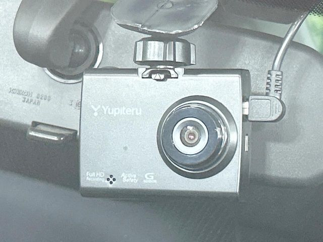 �y�h���C�u���R�[�_�[�z�h���C�u���R�[�_�[����!���s���͂������A������^�]�⎖�̂ɑ��������ہA�f���ŋL�^���A����̃��X�N�ɔ����܂��B���L�^�pSD�J�[�h�͂��q�l�����g�ł��������������K�v������܂��B