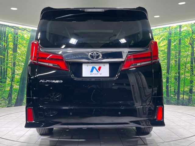 安心の最長10年・走行無制限保証(有償)をご用意。保証内容も充実はもちろん、無料点検&オイル交換や、年中無休の全国・24時間ロードサービスも付帯されておりますのでご安心下さい。