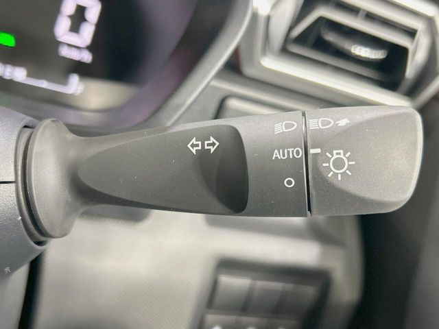 �y�I�[�g���C�g�z����̖��邳�ɉ����Ď����Ńw�b�h���C�g�̓_���E�������ł���@�\�ł�!���C�g�̕t���Y��E�����Y��Ȃǂ������Ȃ�A�J�̓���[���̑��s�����S!�g���l���ʉߎ����֗��ł��ˁ�