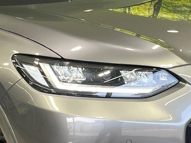 �yLED�w�b�h���C�g�z���V����ԑ��s�����ǍD�Ȏ��E���m�ۂ����S���ĉ^�]�ł��鍂�P�xLED�w�b�h���C�g�𑕔�!�_�����x�������A����d�͂��}�����Ă��܂��B