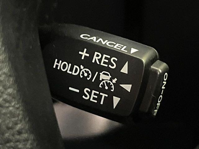 �y���[�_�[�N���[�Y�R���g���[���z�������H�ł̒��������s���y��!!�����ő��x��ۂN���[�Y�R���g���[�����A�Փˌy���V�X�e���ƘA�g���A�O���̎ԗ������m���ĎԊԂ�ۂ悤�ɑ��x���߂��Ă���܂�!!