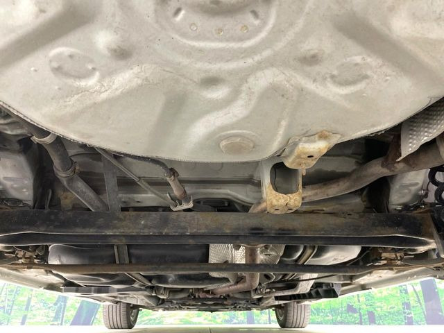 下回りがきれいなうちに、防錆加工の施工がオススメ。降雪地域はもちろん、沿岸部にお住いの方や、趣味でマリン・ウィンタースポーツをされる方にご好評いただいております。