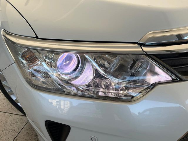 �yHID�w�b�h���C�g�z���ɖ��邭�O�����Ƃ炵�Ă����̂ŁA���V����Ԃ̑��s�������E�ǍD�ň��S���Ă���肢�������܂��B