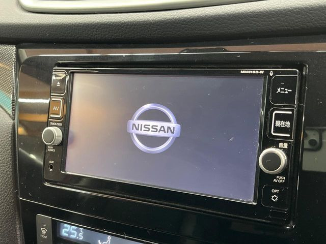 �y�����i�r�z�l�C�̏����i�r�𑕔����Ă���܂��B�i�r�̎g���₷���͂������A�I�[�f�B�I�@�\���[��!�L�����v�◷�s�͂������A�ʋ΂┃�����ȂǕ��i�̃h���C�u���y�����Ȃ�͂���