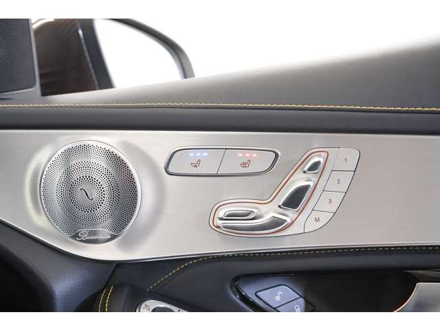 <GLC63 S 4�}�`�b�N+ �G�f�B�V����1 ���ʑ���>�EAMG�i�C�g�p�b�P�[�W[�t�����g�X�|�C���[���b�v�A�E�C���h�E���C���g�����A���[�t���[���A�G�O�]�[�X�g�G���h�A���A�f�B�t���[�U�[]