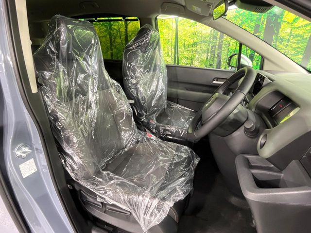 【シートヒーター】寒い日に重宝するシートヒーター!エアコンより早く温まってくれるので寒がりの人も安心ですね♪エアコンの温風は乾燥するから苦手、という方にもをおすすめです。