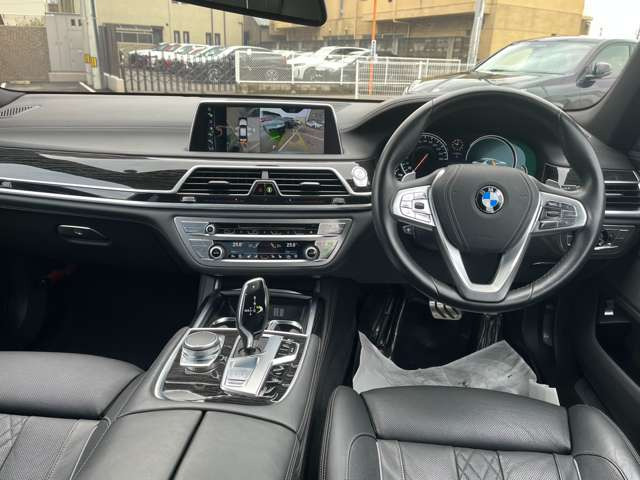 7シリーズ750i Mスポーツ