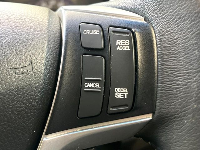 �y�N���[�Y�R���g���[���z�������H�����N���N���s�B�A�N�Z���𗣂��Ă���葬�x�ő��s���ł��A�������^�]���̕��S���y��!�����E�������ȒP�ȃX�C�b�`����Œ����ł��܂��B