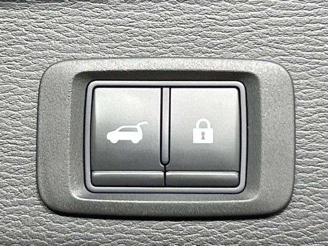 �y�p���[�o�b�N�h�A�z�X�}�[�g�L�[��^�]�Ȃ̃{�^�������������Ń��A�Q�[�g�������ŊJ���܂�!�ו��������Ă��鎞��A�����ʒu�ɂ���o�b�N�h�A��߂�ۂɕ֗��ȋ@�\�ł���