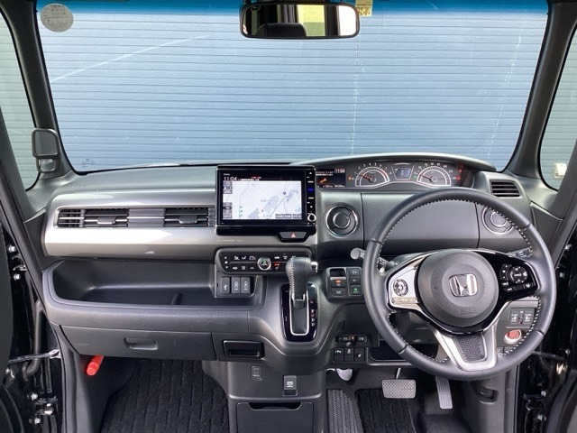 N-BOXカスタムL ターボ スタイルプラス ブラック