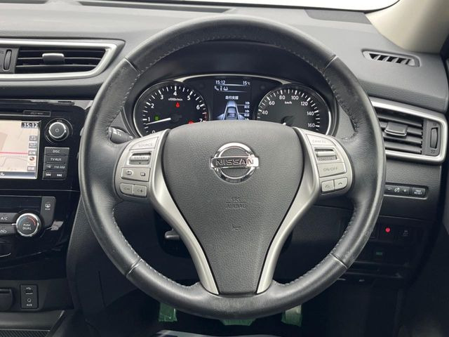 �y�����v�����X�e�A�����O�z�㎿�Ȋv���g�p���邱�ƂŁA��ɂ����������݂ƂĂ��^�]���₷���n���h���ł���