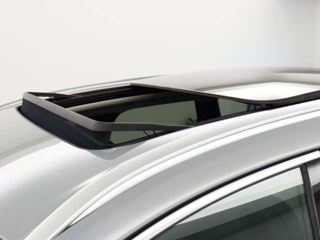 XC60ウルトラ B5 AWD 4WD