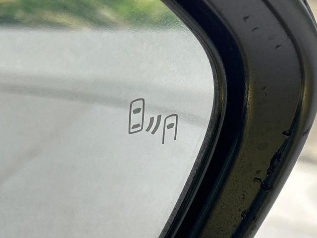 �y�u���C���h�X�|�b�g���j�^�[�z���s���A�h�A�~���[�̎��p�ɂȂ�₷���ӏ��Ɍ㑱�Ԃ��ڋ߂���ƃT�C�h�~���[�̃����Y�Ɍx����\��!�h���C�o�[�ɒ��ӊ��N�����Ă���܂��B