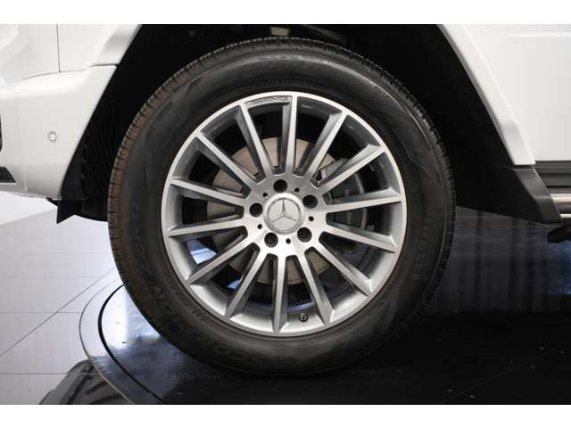 20�C���`AMG�}���`�X�|�[�N�A���~�z�C�[���ő�������G�N���X�炵���Ȃ܂��ƂȂ��Ă���܂��B