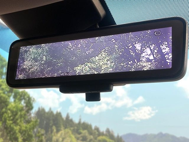 �y�C���e���W�F���g���[���~���[�z��Ȃ̑傫�ȉו��⓯��҂Ō�����m�F���Â炢���ł����S!�J�������B�e�����ԗ�����̉f�������[���~���[���ɕ\���B�N���A�Ȏ��E�ŏ󋵂̊m�F���\�ł�!