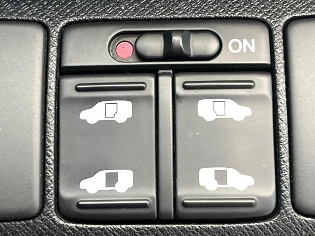 �y�����p���[�X���C�h�h�A�z�X�}�[�g�L�[��^�]�Ȃ̃X�C�b�`�Ō�ȗ����X���C�h�h�A�̊J���\���d��������͂����ăh�A���J����K�v�������A�����Ȃ��q�l�ł��ȒP�ɊJ���߂ł����K�ł���