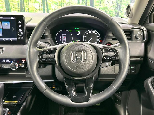 �y�����v�����X�e�A�����O�z�㎿�Ȋv���g�p���邱�ƂŁA��ɂ����������݂ƂĂ��^�]���₷���n���h���ł���