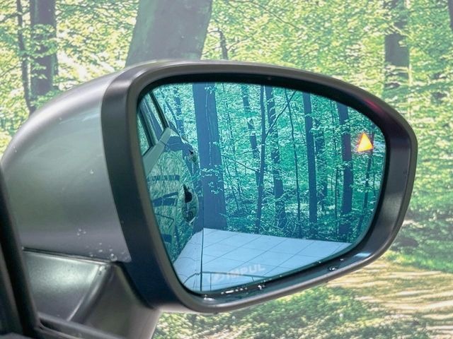 �y������p���m�z���s���A�h�A�~���[�̎��p�ɂȂ�₷���ӏ��Ɍ㑱�Ԃ��ڋ߂���ƃT�C�h�~���[�t�߂Ɍx����\���A�h���C�o�[�ɒ��ӊ��N�����Ă���܂��B