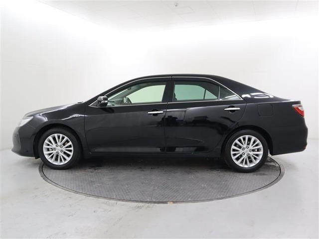 カムリハイブリッド2.5 レザーパッケージ