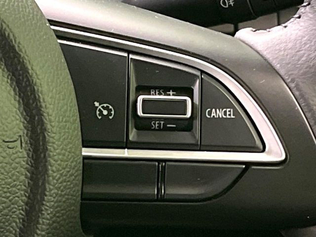 �y�N���[�Y�R���g���[���z�������H�����N���N���s�B�A�N�Z���𗣂��Ă���葬�x�ő��s���ł��A�������^�]���̕��S���y��!�����E�������ȒP�ȃX�C�b�`����Œ����ł��܂��B