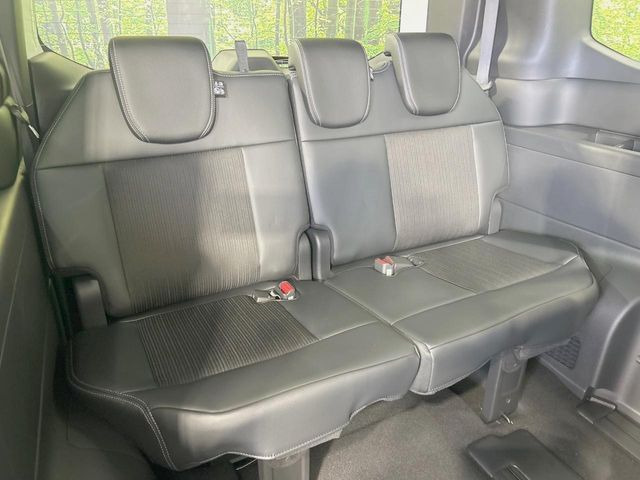 3��ڃV�[�g�͂�������ԗǍD����l�ł��������ƍ����Ē����܂��̂ŁA��l���ł̂��o���������N���N�ł��􂲉Ƒ��ŁA�C�̒m�ꂽ���ԂŁA�h���C�u�ɍs���̂��y���݂ł��ˁ�