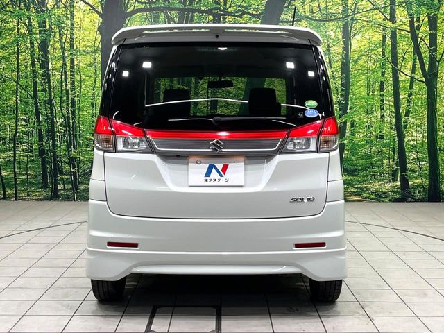 安心の最長10年・走行無制限保証(有償)をご用意。保証内容も充実はもちろん、無料点検&オイル交換や、年中無休の全国・24時間ロードサービスも付帯されておりますのでご安心下さい。