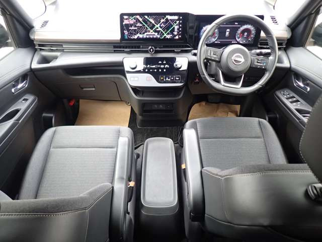 セレナ1.4 e-POWER ハイウェイスターV