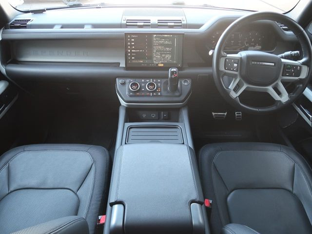 ディフェンダー110 X ダイナミック HSE 2.0L P300e 4WD