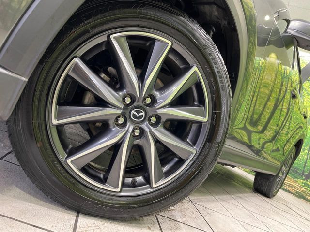 �y����19�C���`�A���~�z�C�[���z�O�ςɃ}�b�`���������A���~�z�C�[���𑕒����Ă���܂��B�e��ЊO�A���~�z�C�[����A�X�^�b�h���X�^�C�����戵�����Ă���܂��B���񂲑��k����������