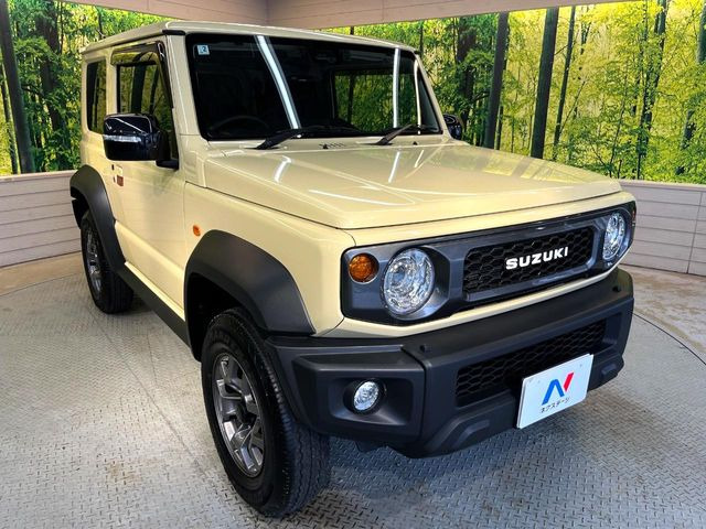 高透明度のガラス皮膜で撥水はもちろん、上質なツヤ・光沢を実現。紫外線や酸性雨から大切な愛車を保護し、色あせ・劣化を防止。「弾スプラッシュコート」、「弾プリミッサコート」からお選びいただけます。