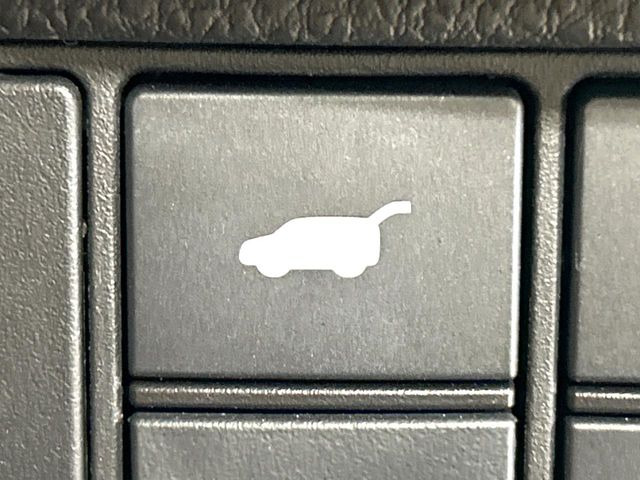 �y�p���[�o�b�N�h�A�z�X�}�[�g�L�[��^�]�Ȃ̃{�^�������������Ń��A�Q�[�g�������ŊJ���܂�!�ו��������Ă��鎞��A�����ʒu�ɂ���o�b�N�h�A��߂�ۂɕ֗��ȋ@�\�ł���