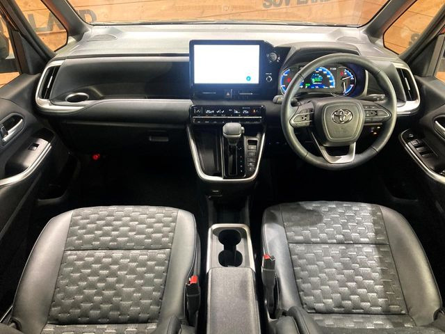 ヴォクシー1.8 ハイブリッド S-Z